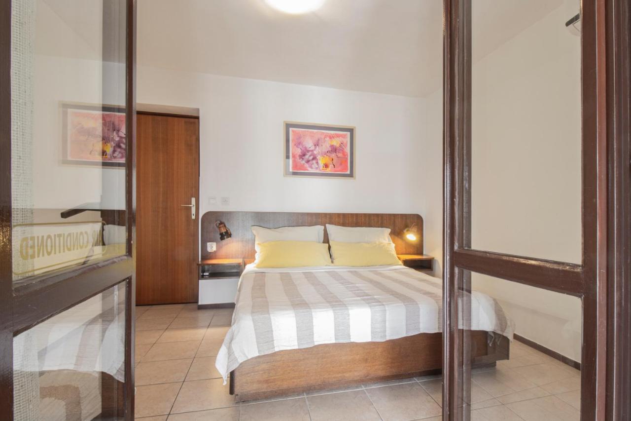 Galapagus Privat Beach & Boat Dock Διαμέρισμα Metajna Εξωτερικό φωτογραφία